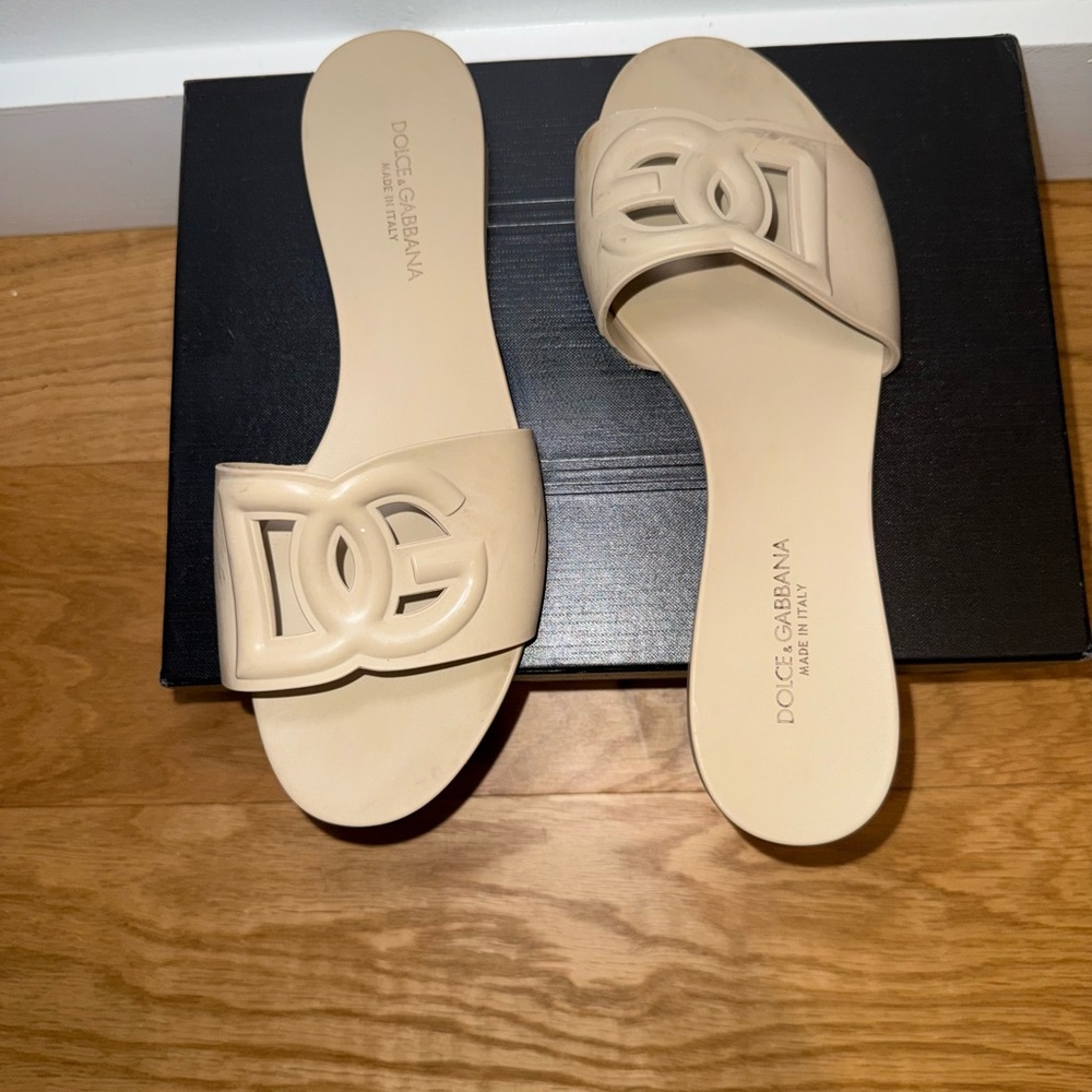 Dolce & Gabbana Beige Logo Slide Sandals